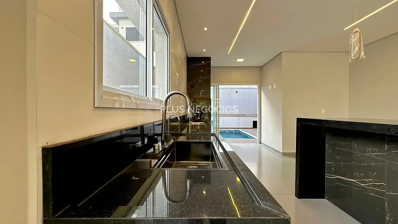 Sobrado, 3 quartos, 242 m² - Foto 38