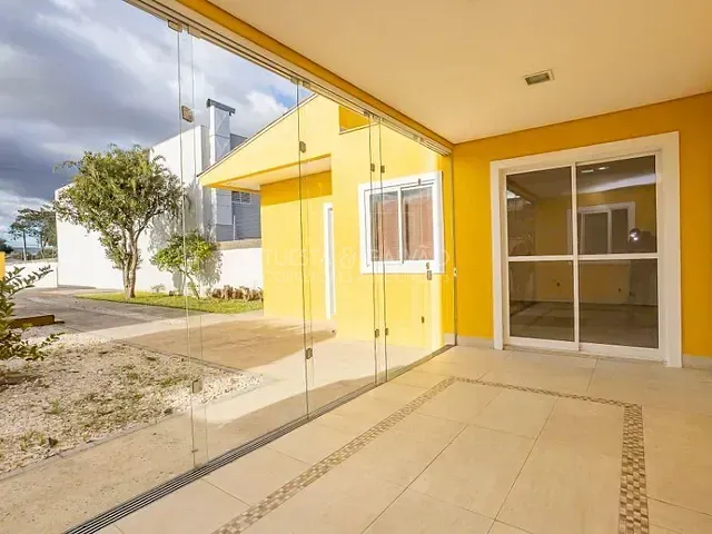 Sobrado com 265m² 2 quartos e 3 banheiros, à venda, no bairro Fanny em Curitiba