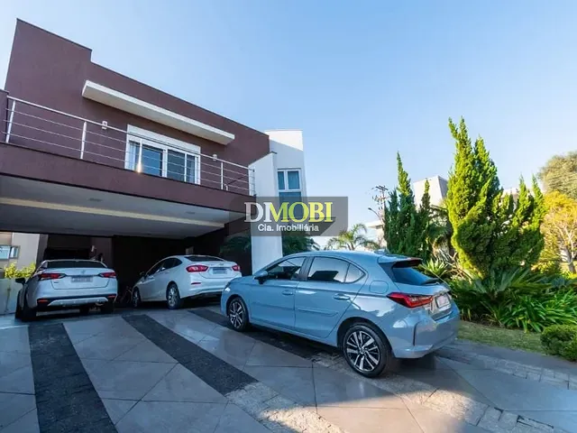 Sobrado com 670m² 4 quartos e 1 banheiro, à venda, no bairro Distrito Industrial em Cachoeirinha