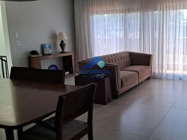 Sobrado com 450m² 6 quartos e 7 banheiros, à venda ou para alugar, no bairro Jardim Esplanada em São José dos Campos
