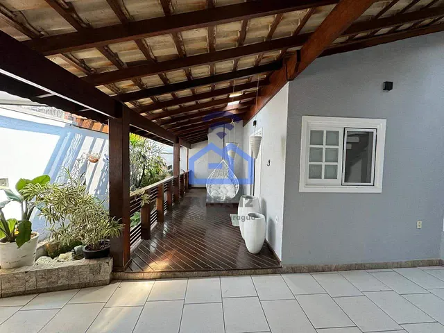 Casa com 276m² 3 quartos e 4 banheiros, à venda, no bairro Estrela d'Alva em Caraguatatuba