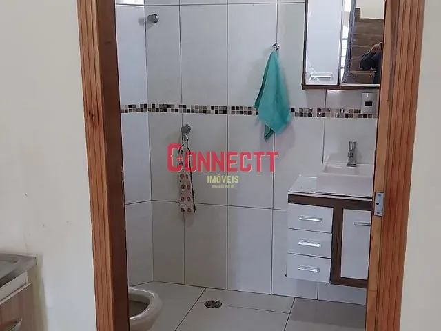 Sobrado com 180m² 2 quartos e 3 banheiros, à venda, no bairro Vila Virginia em Ribeirão Preto