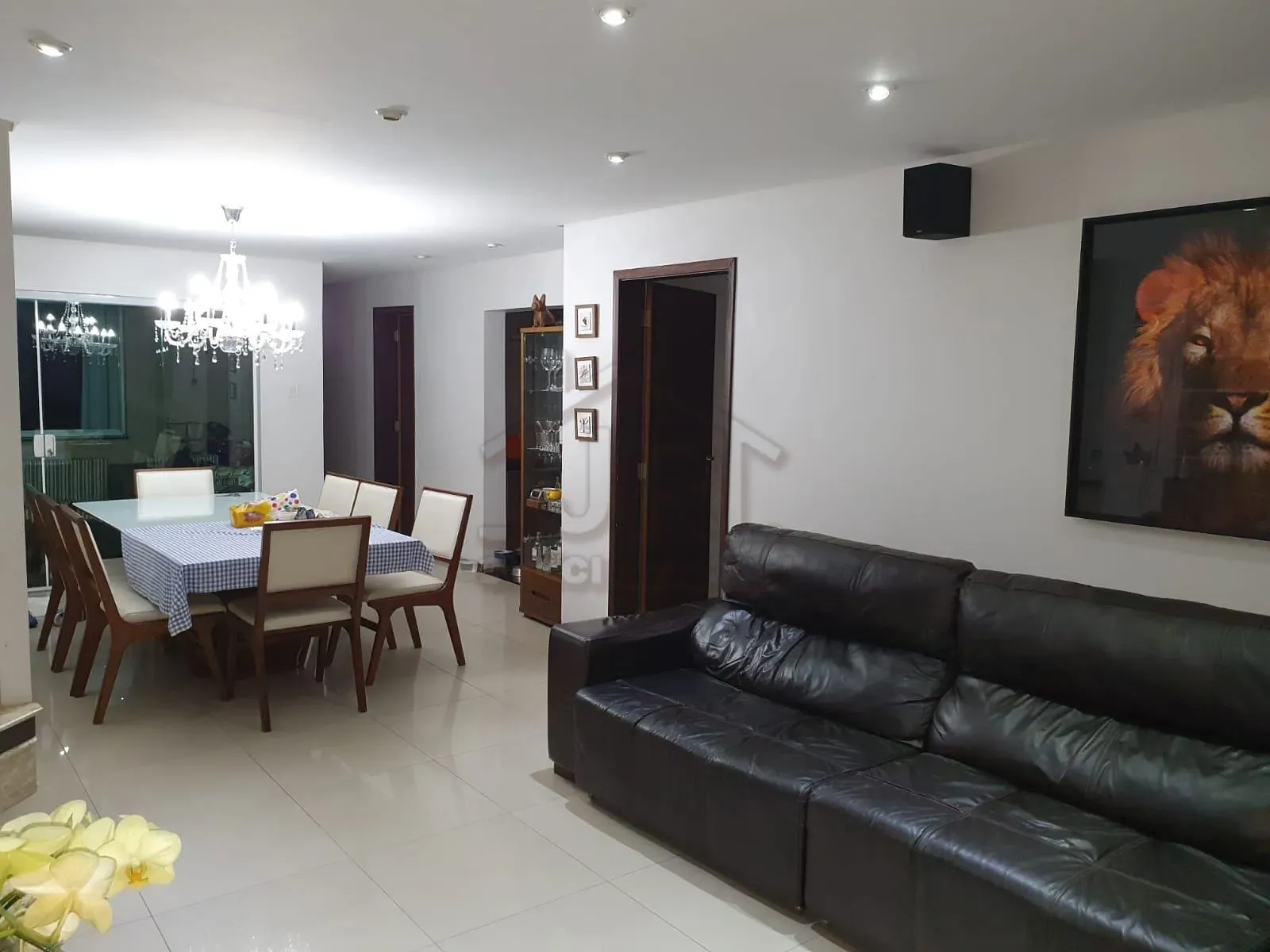 Sobrado, 3 quartos, 228 m² - Foto 2