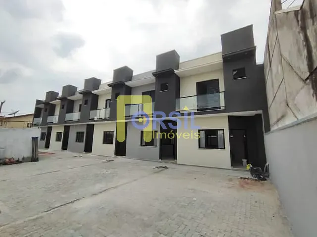 Sobrado com 282m² 2 quartos e 3 banheiros, à venda, no bairro Jardim Universo em Mogi das Cruzes