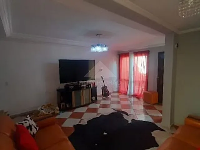 Sobrado com 125m² 3 quartos e 3 banheiros, à venda, no bairro Jardim Pedroso em Mauá