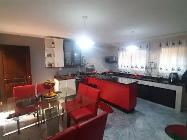 Sobrado com 125m² 3 quartos e 3 banheiros, à venda, no bairro Jardim Pedroso em Mauá