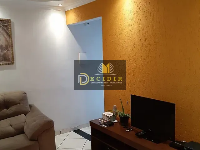 Sobrado 2 quartos e 2 banheiros, à venda, no bairro Cidade São Mateus em São Paulo