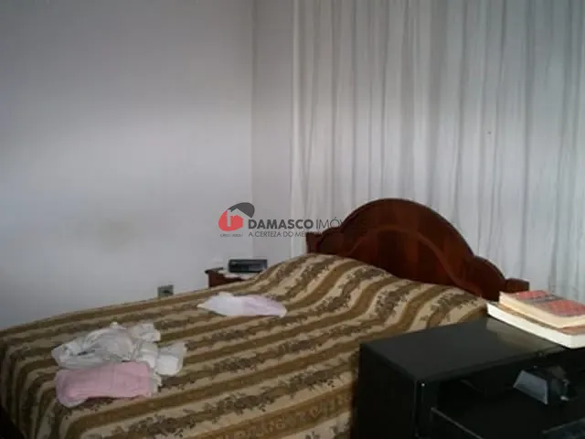 Sobrado com 258m² 3 quartos e 1 banheiro, à venda, no bairro Campestre em Santo André