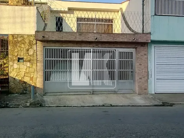 Sobrado com 200m² 2 quartos e 2 banheiros, à venda, no bairro Vila Aquilino em Santo André