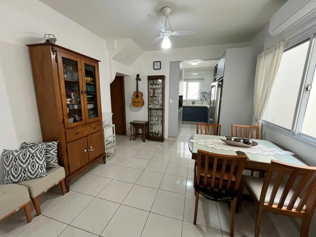 Sobrado com 159m² 2 quartos e 3 banheiros, à venda, no bairro Ingleses do Rio Vermelho em Florianópolis