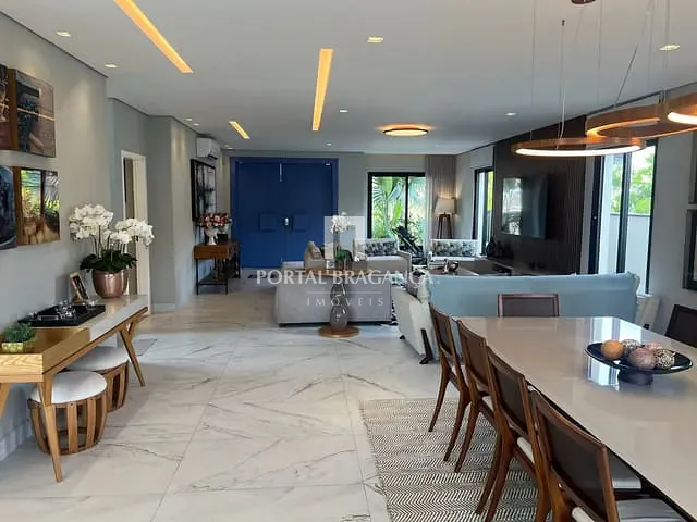 Sobrado com 500m² 3 quartos e 6 banheiros, à venda, no bairro Condomínio Vale das Águas em Bragança Paulista