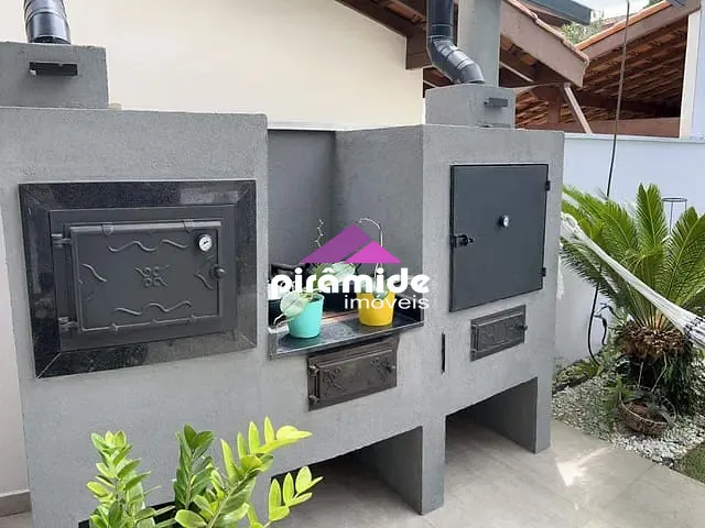 Casa com 360m² 4 quartos e 4 banheiros, à venda, no bairro Jardim Esplanada em São José dos Campos