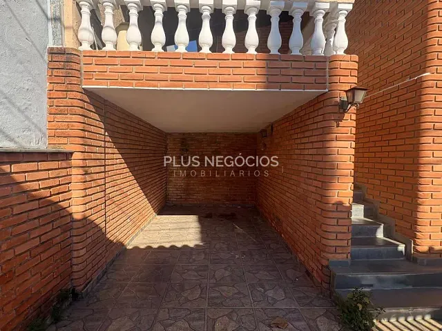 Sobrado com 300m² 3 quartos e 2 banheiros, para alugar, no bairro Jardim Emília em Sorocaba