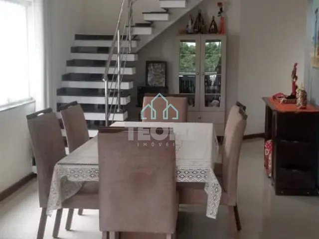 Sobrado com 300m² 4 quartos e 5 banheiros, à venda, no bairro Jardim Independência em Taubaté