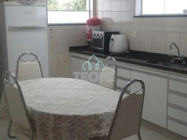 Sobrado com 300m² 4 quartos e 5 banheiros, à venda, no bairro Jardim Independência em Taubaté
