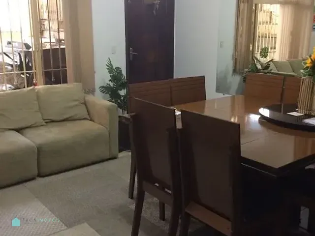 Sobrado à venda, no bairro Vila Picinin em São Paulo