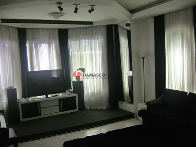 Sobrado com 450m² 6 quartos e 5 banheiros, à venda, no bairro Jardim São Caetano em São Caetano do Sul
