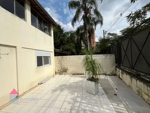Sobrado com 180m² 4 quartos e 3 banheiros, à venda, no bairro Parque Munhoz em São Paulo