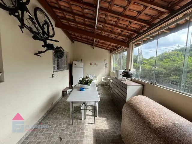 Sobrado com 180m² 4 quartos e 3 banheiros, à venda, no bairro Parque Munhoz em São Paulo