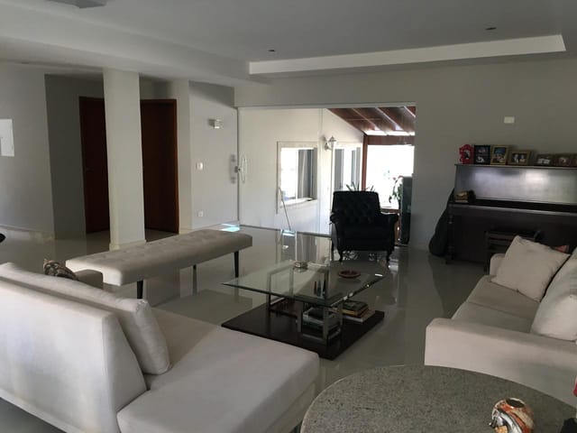 Foto do Sobrado - Condomínio Vale das Araucárias , Sobrado à venda, 4 dormitórios, 2 vagas, 350 m², Vale das Araucárias, Londrina, PR | Guepardo Imob