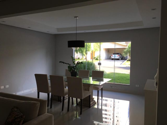 Foto do Sobrado - Condomínio Vale das Araucárias , Sobrado à venda, 4 dormitórios, 2 vagas, 350 m², Vale das Araucárias, Londrina, PR | Guepardo Imob