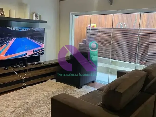 Sobrado com 360m² 4 quartos e 2 banheiros, à venda, no bairro City Bussocaba em Osasco