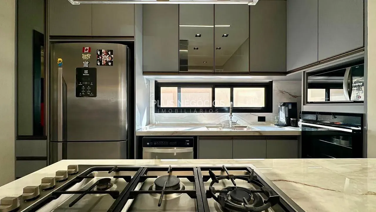 Sobrado, 3 quartos, 249 m² - Foto 12