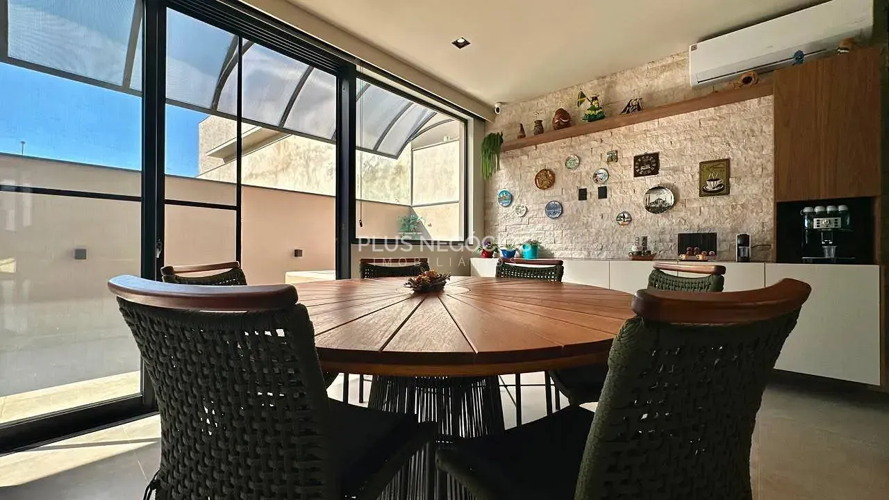 Sobrado, 3 quartos, 249 m² - Foto 14