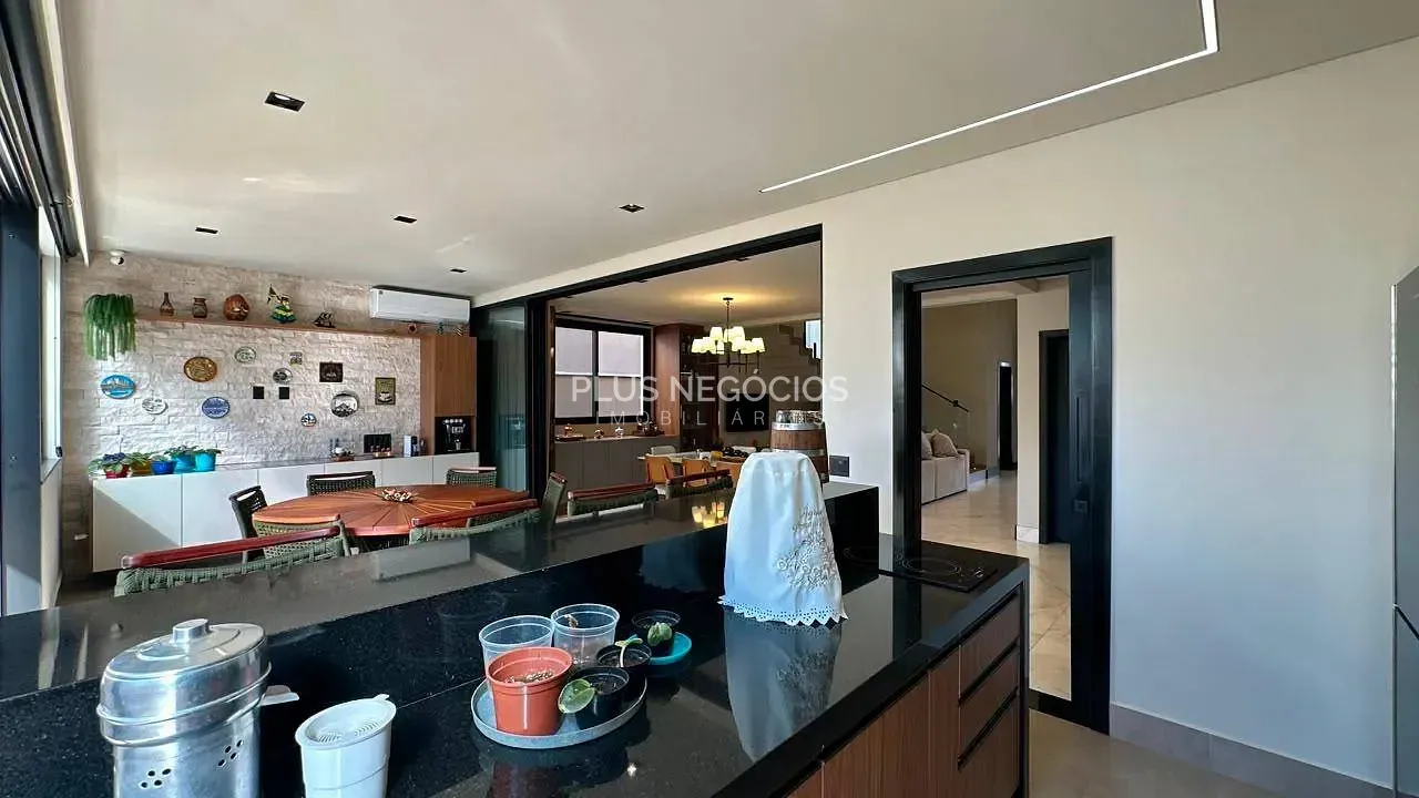 Sobrado, 3 quartos, 249 m² - Foto 19