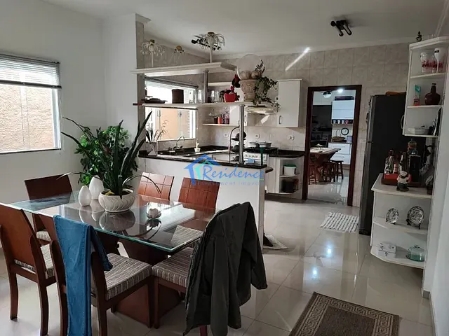 Sobrado com 180m² 4 quartos e 4 banheiros, à venda, no bairro Cidade Nova I em Indaiatuba