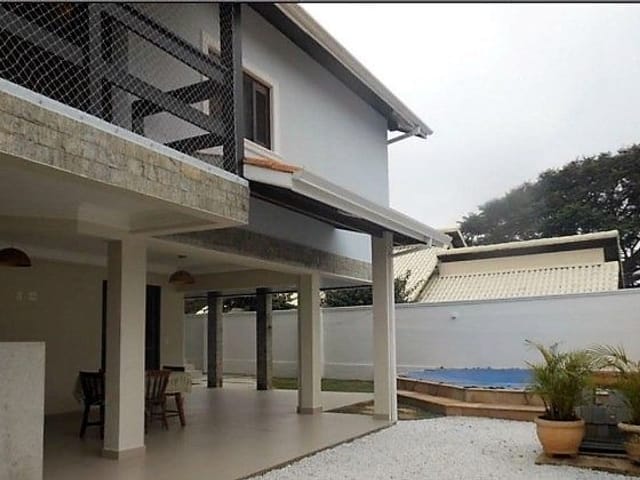 Foto do Sobrado - Sobrado com 4 dormitórios à venda, 300 m² por R$ 950.000,00 - Vila Zezé - Jacareí/SP | RUSSI IMÓVEIS