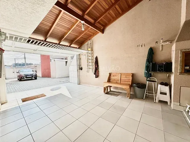 Sobrado com 97m² 3 quartos e 3 banheiros, à venda, no bairro Pinheirinho em Curitiba