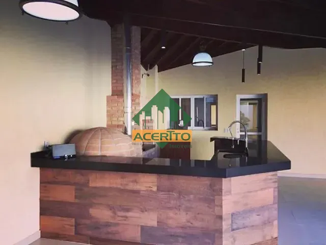 Sobrado com 480m² 3 quartos e 5 banheiros, à venda, no bairro Bairro das Bandeiras em Araçatuba