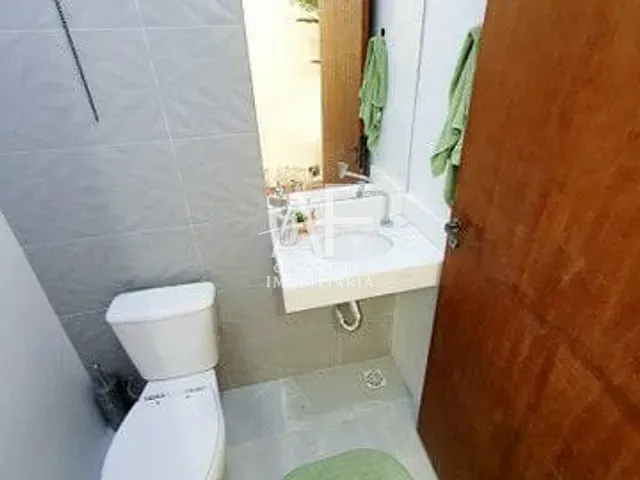 Sobrado com 250m² 3 quartos e 3 banheiros, à venda, no bairro Barreiro em Taubaté