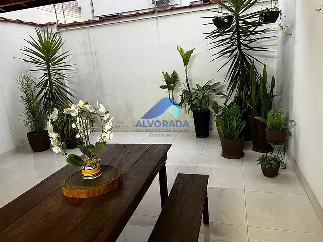 Sobrado 3 quartos e 3 banheiros, à venda, no bairro Jardim América em São José dos Campos