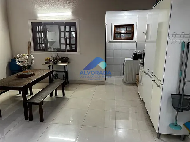 Sobrado 3 quartos e 3 banheiros, à venda, no bairro Jardim América em São José dos Campos