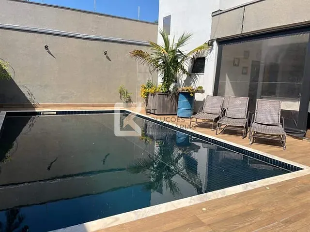 Sobrado com 440m² 4 quartos e 2 banheiros, à venda, no bairro Chácara Areal em Indaiatuba