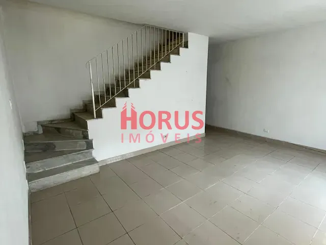 Sobrado 3 quartos e 3 banheiros, à venda, no bairro Vila Prado em São Paulo