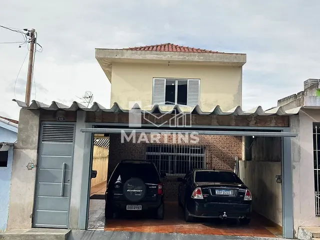 Sobrado com 140m² 3 quartos e 2 banheiros, à venda, no bairro Jardim Clementino em Taboão da Serra