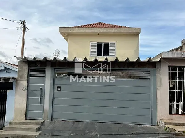 Sobrado com 140m² 3 quartos e 2 banheiros, à venda, no bairro Jardim Clementino em Taboão da Serra