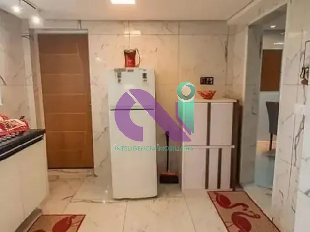 Sobrado com 338m² 3 quartos e 3 banheiros, à venda, no bairro Pestana em Osasco