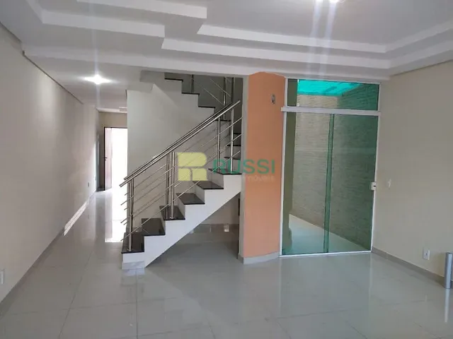 Sobrado com 125m² 3 quartos e 4 banheiros, à venda, no bairro Loteamento Residencial Vista Linda em São José dos Campos