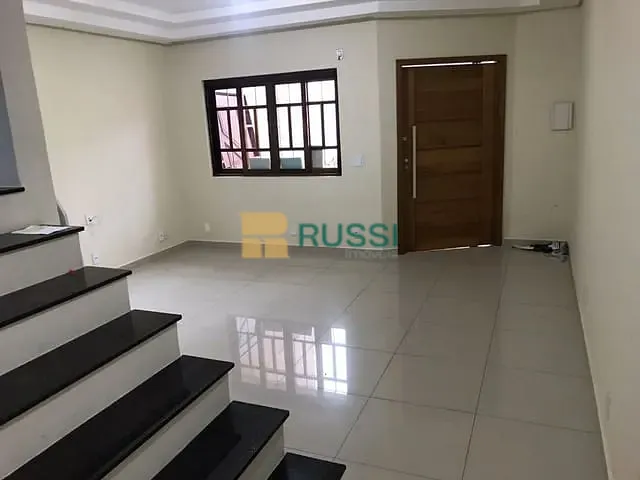 Sobrado com 125m² 3 quartos e 4 banheiros, à venda, no bairro Loteamento Residencial Vista Linda em São José dos Campos