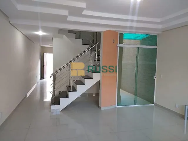Sobrado com 125m² 3 quartos e 4 banheiros, à venda, no bairro Loteamento Residencial Vista Linda em São José dos Campos