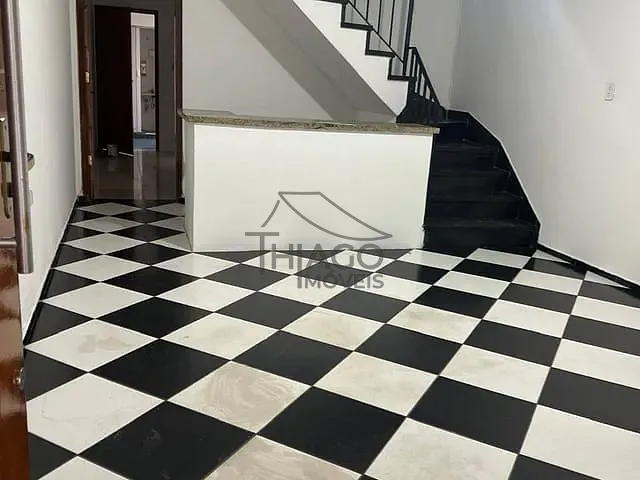 Sobrado com 101m², para alugar, no bairro Cidade Mãe do Céu em São Paulo