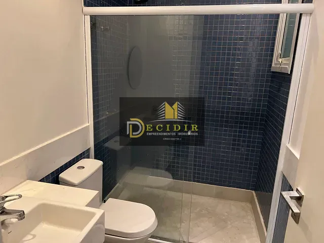 Sobrado com 600m² 4 quartos e 7 banheiros, à venda ou para alugar, no bairro Vila Bertioga em São Paulo