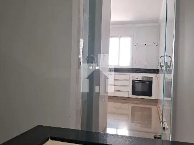 Sobrado com 136m² 3 quartos e 3 banheiros, à venda, no bairro Vila Della Piazza em Jundiaí