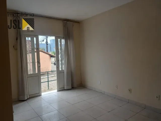 Sobrado com 120m² 4 quartos e 1 banheiro, à venda, no bairro Vila São João em Caçapava
