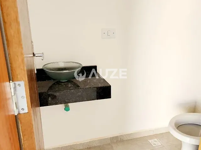 Sobrado com 96m² 3 quartos e 3 banheiros, à venda, no bairro Nereidas em Guaratuba
