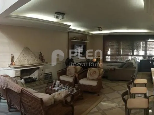 Sobrado 3 quartos e 7 banheiros, à venda, no bairro Conjunto Residencial Santa Terezinha em São Paulo